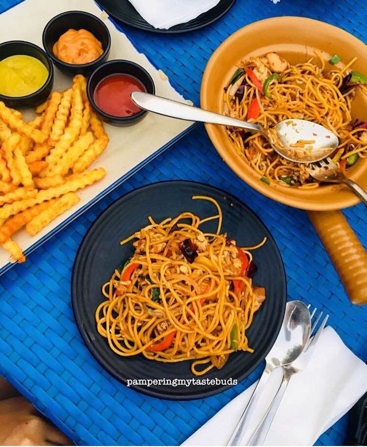 Dish,Food,Cuisine,Spaghetti,Chinese noodles,Fried noodles,Noodle,Chow mein,Bigoli,Bucatini