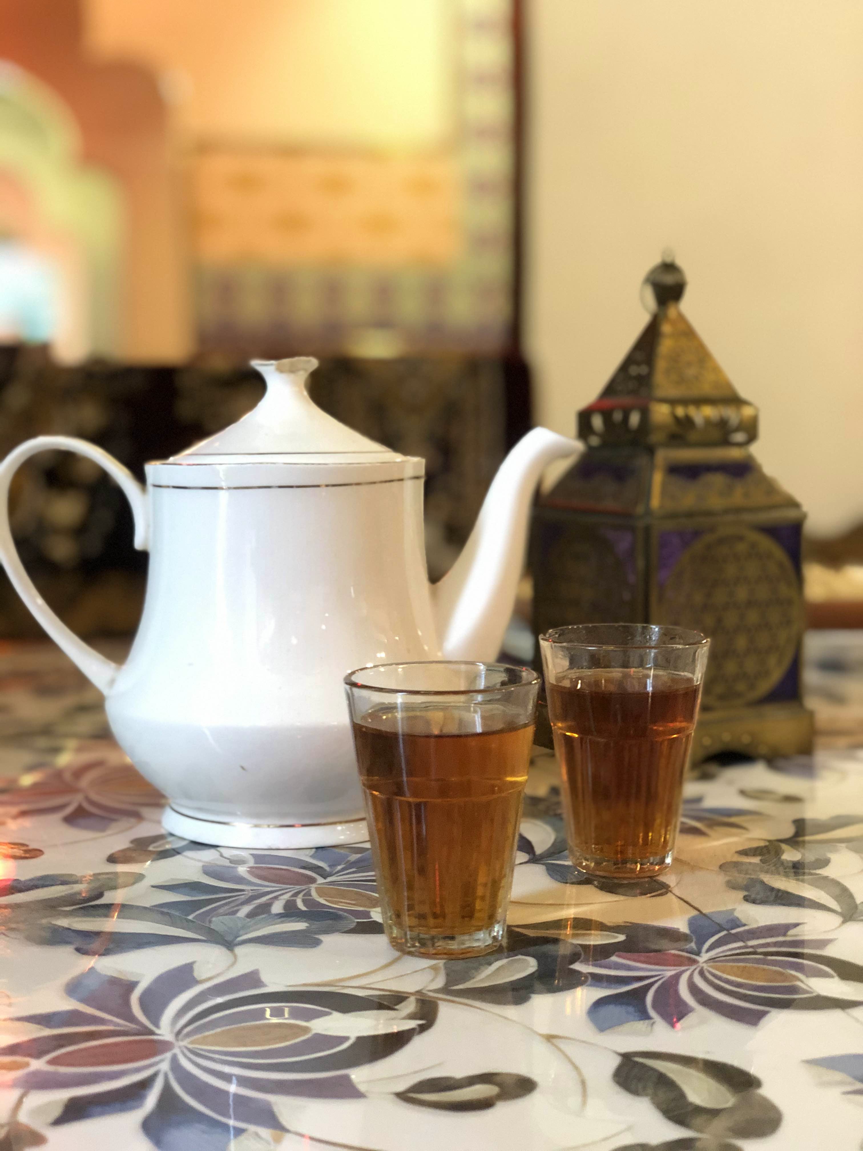 Drink,Cup,Chinese herb tea,Serveware,Cup,Tea,Teapot,Tableware,Earl grey tea,Still life