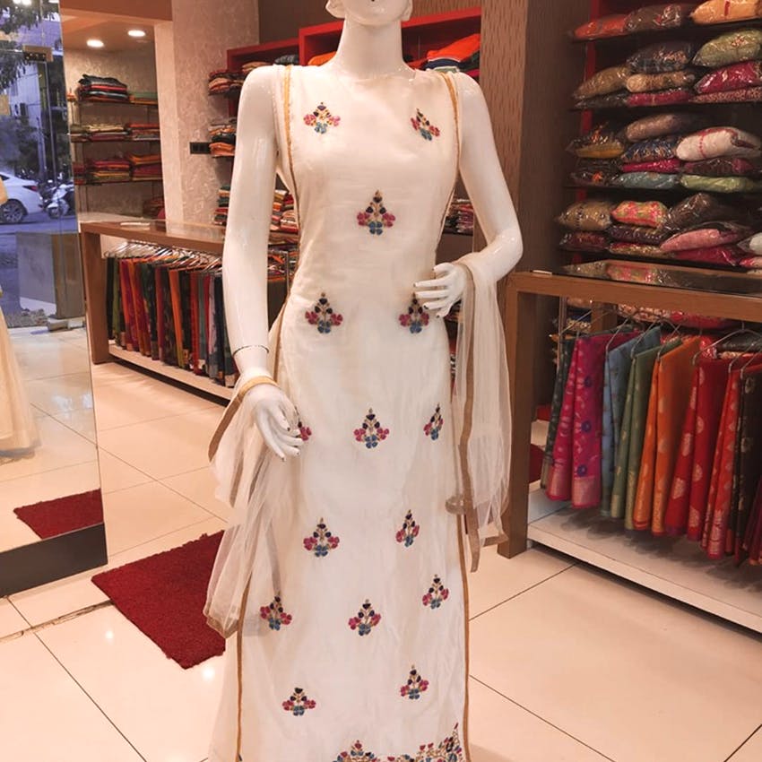 Dress shops clearance in anna nagar