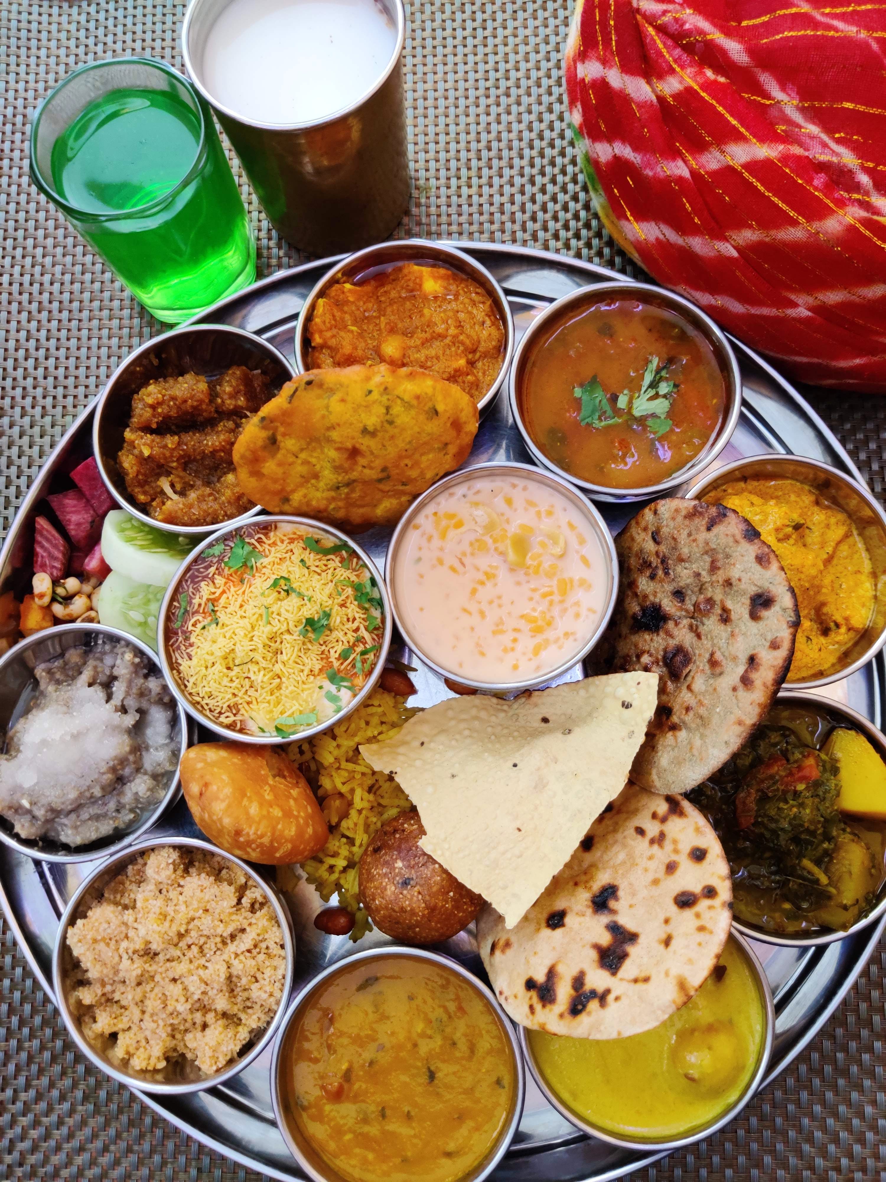 Dish,Food,Cuisine,Ingredient,Meal,Raita,Punjabi cuisine,Indian cuisine,Dal,Sindhi cuisine
