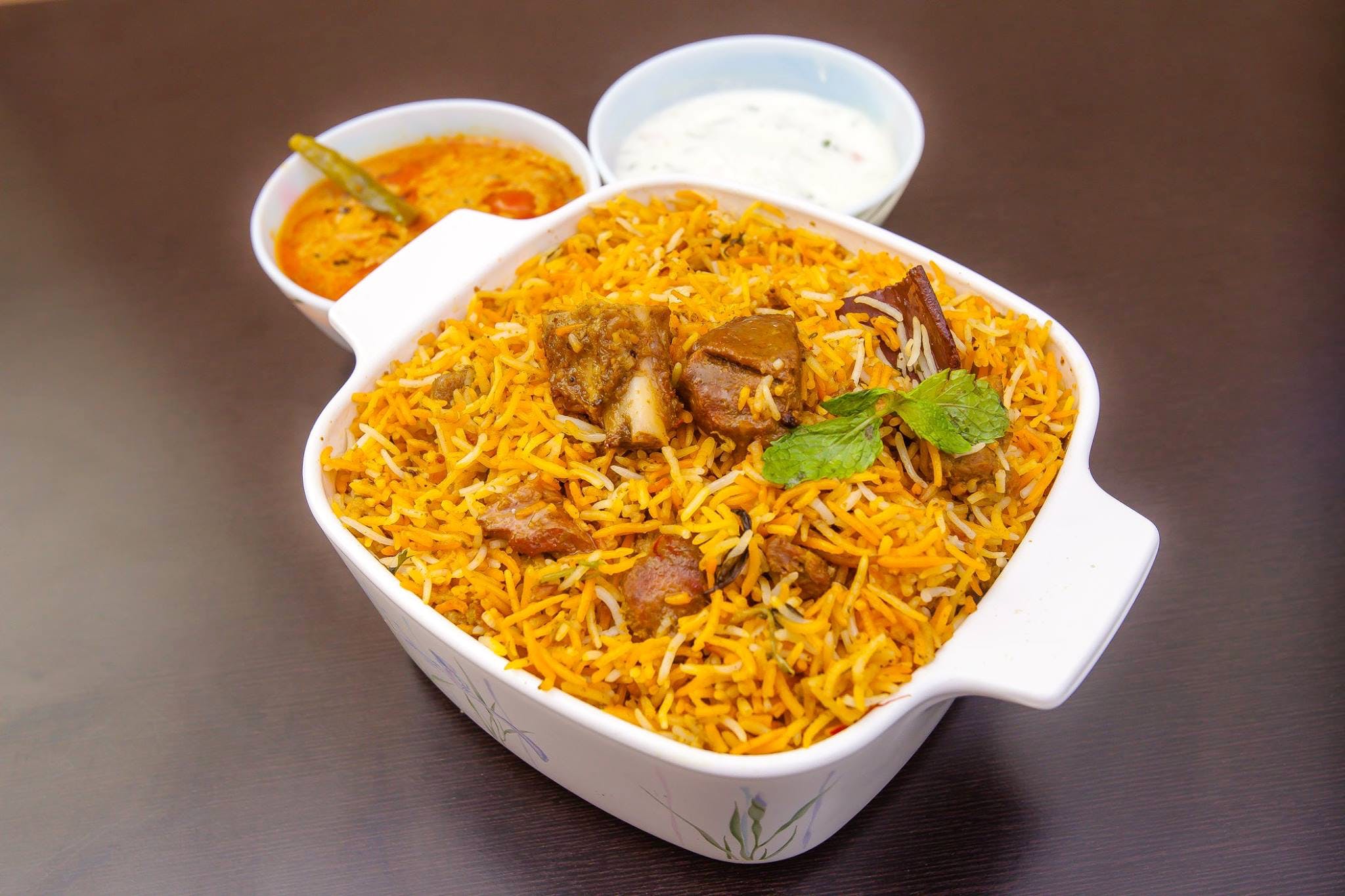 Dish,Food,Cuisine,Ingredient,Hyderabadi biriyani,Recipe,Biryani,Produce,Indian cuisine,Kabsa