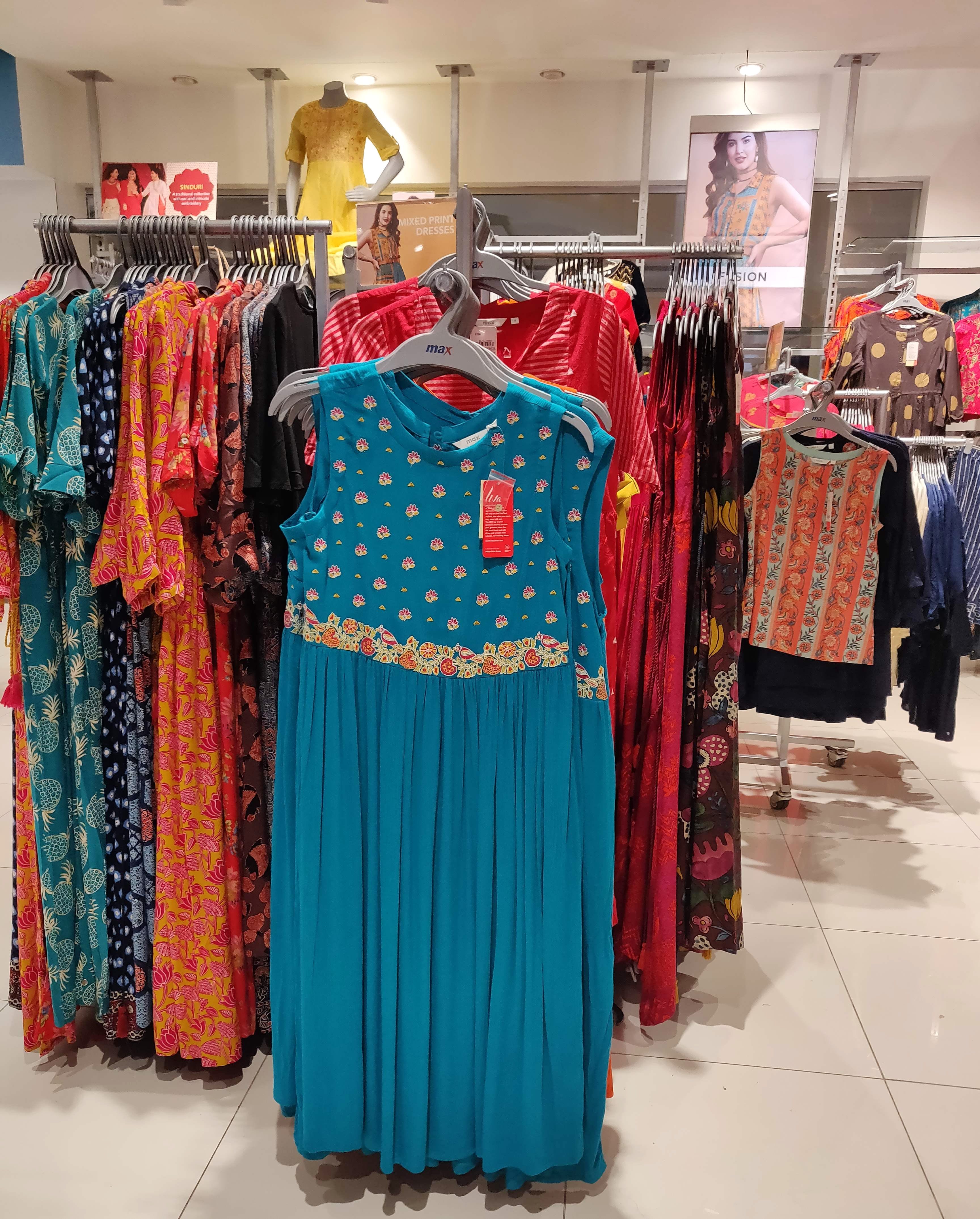 Find Ladal fashion kurti 800pcs moq 200ocs max order100 by Only brand stock  near me | Sewri, Mumbai, Maharashtra | Anar B2B Business App
