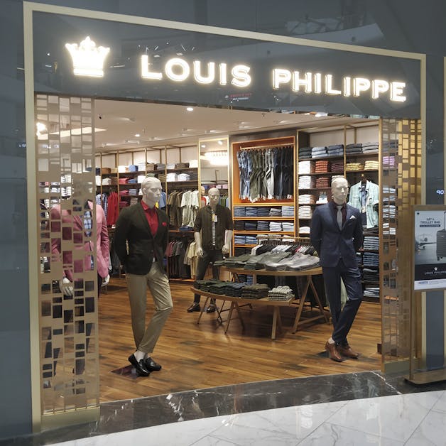 Louis Philippe, Ambience Mall, Gurgoan