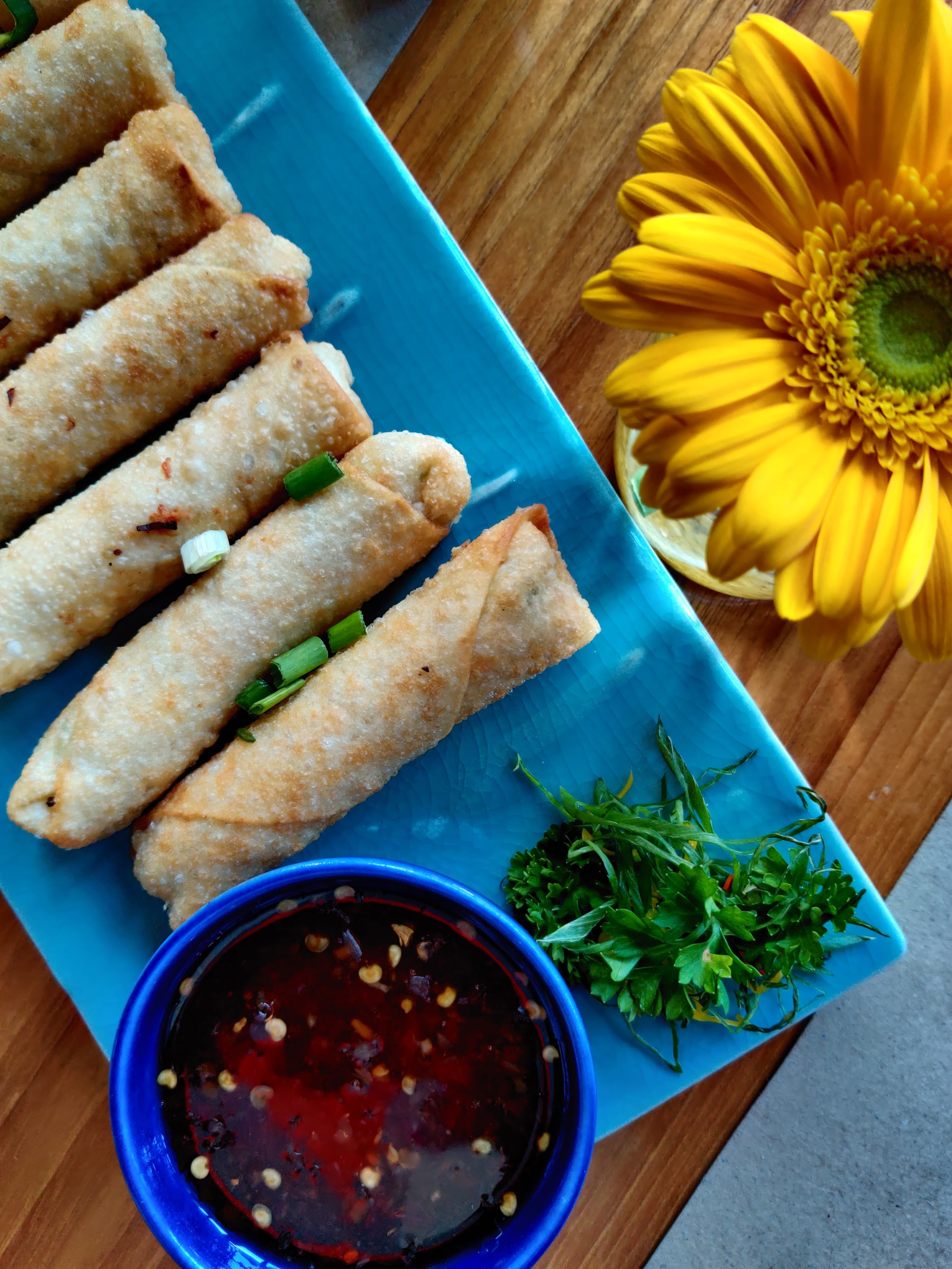 Dish,Food,Cuisine,Spring roll,Taquito,Ingredient,Nem rán,Lumpia,Egg roll,Produce