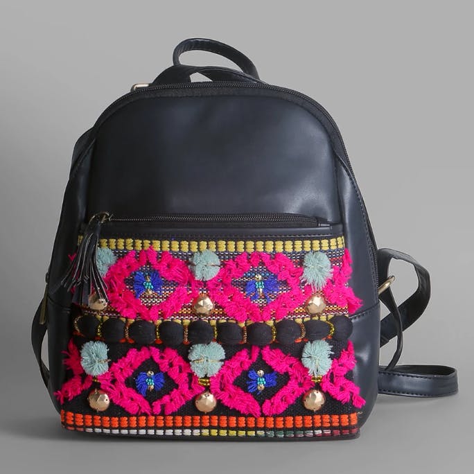 Bag,Handbag,Backpack,Fashion accessory,Shoulder bag,Luggage and bags