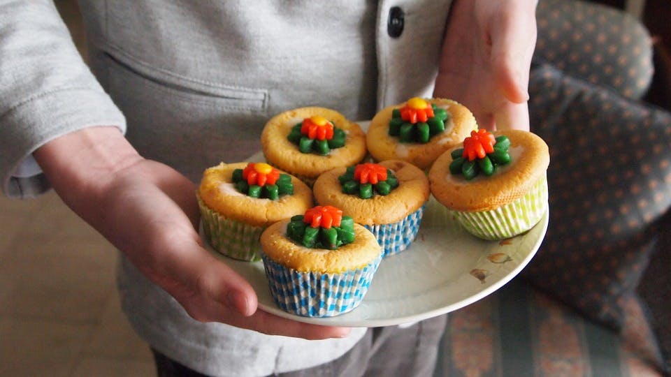 5 Traditional Christmas Desserts In Mumbai Lbb Mumbai Serve a traditional christmas dinner menu filled with classic dishes, including smoked salmon starters, roast turkey with all the trimmings and christmas pudding. 5 traditional christmas desserts in