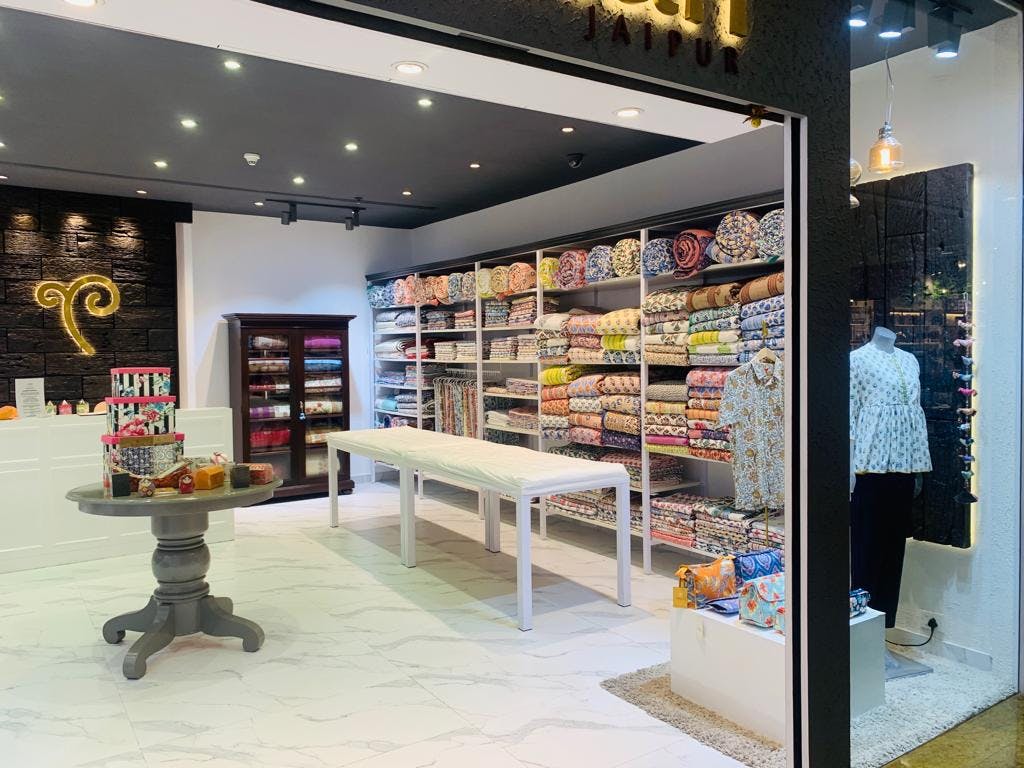 Ratan Jaipur, Forum Courtyard Mall LBB, Kolkata