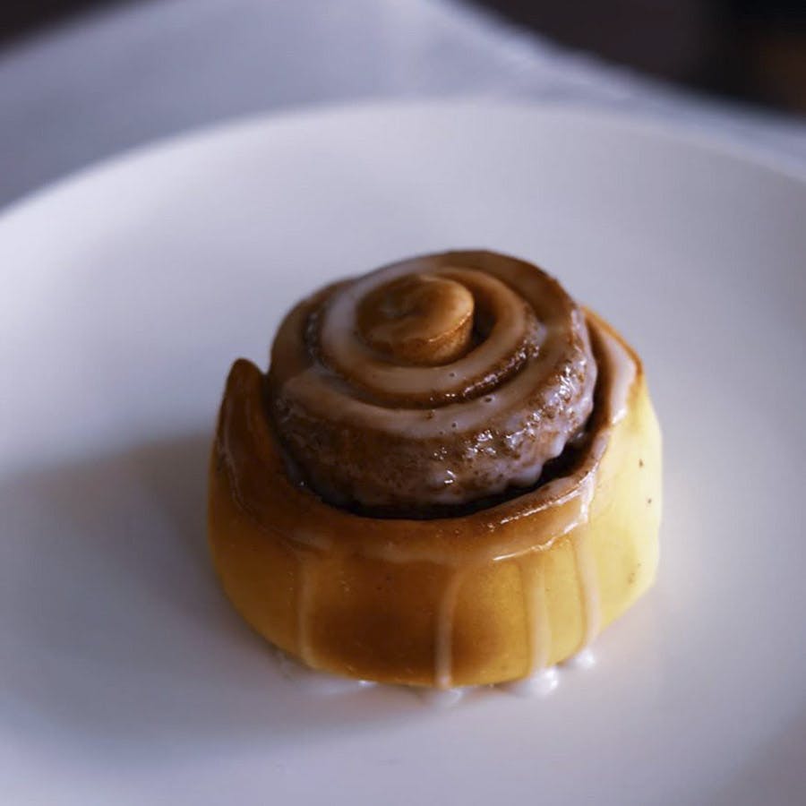 Food,Cuisine,Dish,Dessert,Ingredient,Cinnamon roll,Sticky bun,Caramel,Baked goods,Flan