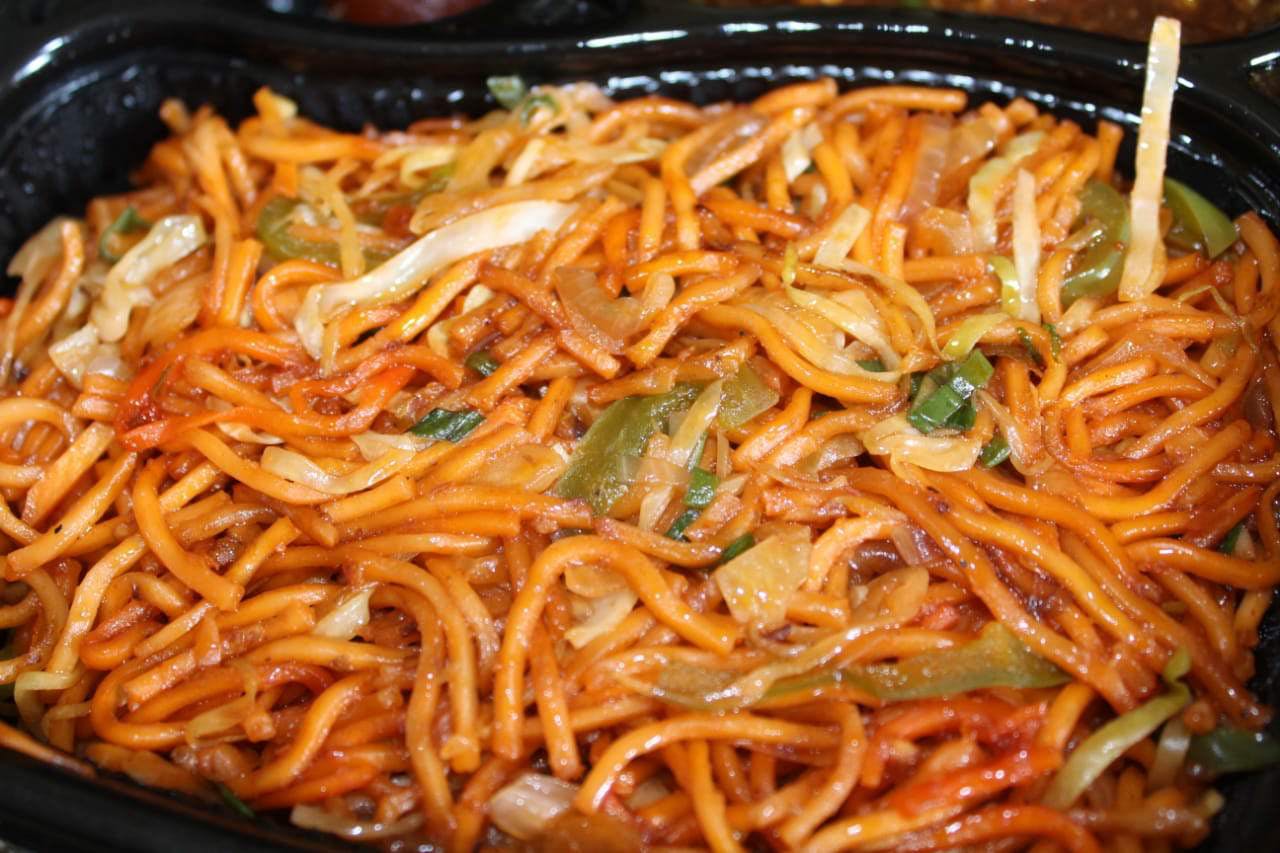 Dish,Food,Cuisine,Chinese noodles,Naporitan,Noodle,Fried noodles,Chow mein,Lo mein,Yakisoba