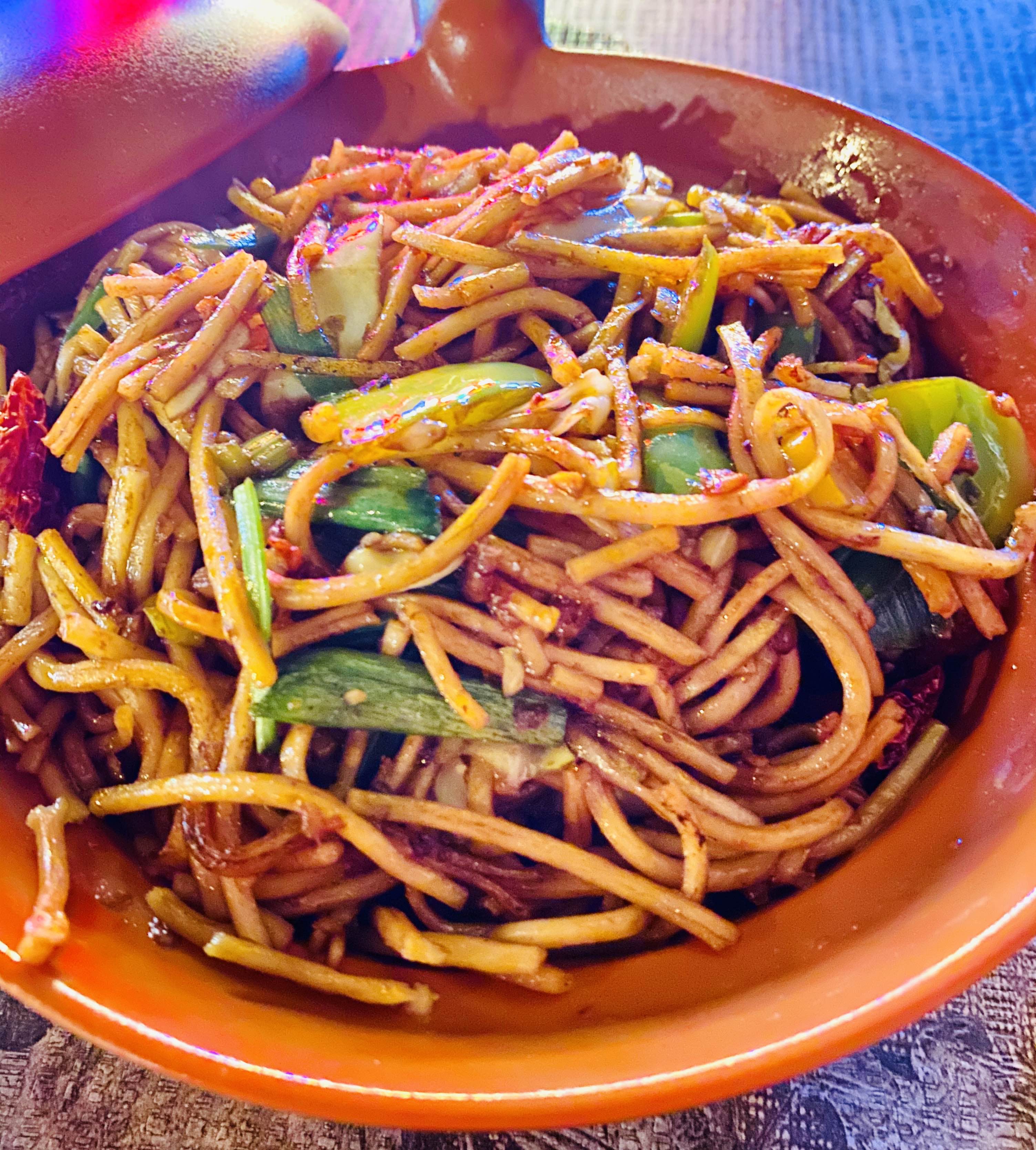 Dish,Food,Cuisine,Fried noodles,Noodle,Chinese noodles,Chow mein,Lo mein,Ingredient,Naporitan