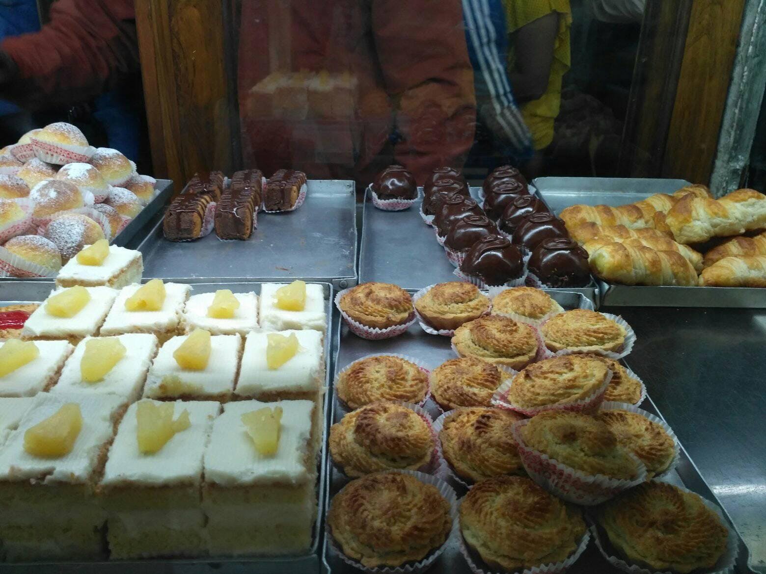 Nahoum's The Heritage Bakery, Kolkata | Nestled among the numerous shops  selling clothes, toys etc, in Hogg's market, is the heritage cake shop  named Nahoum's. This 118 year old Jewish bakery... |