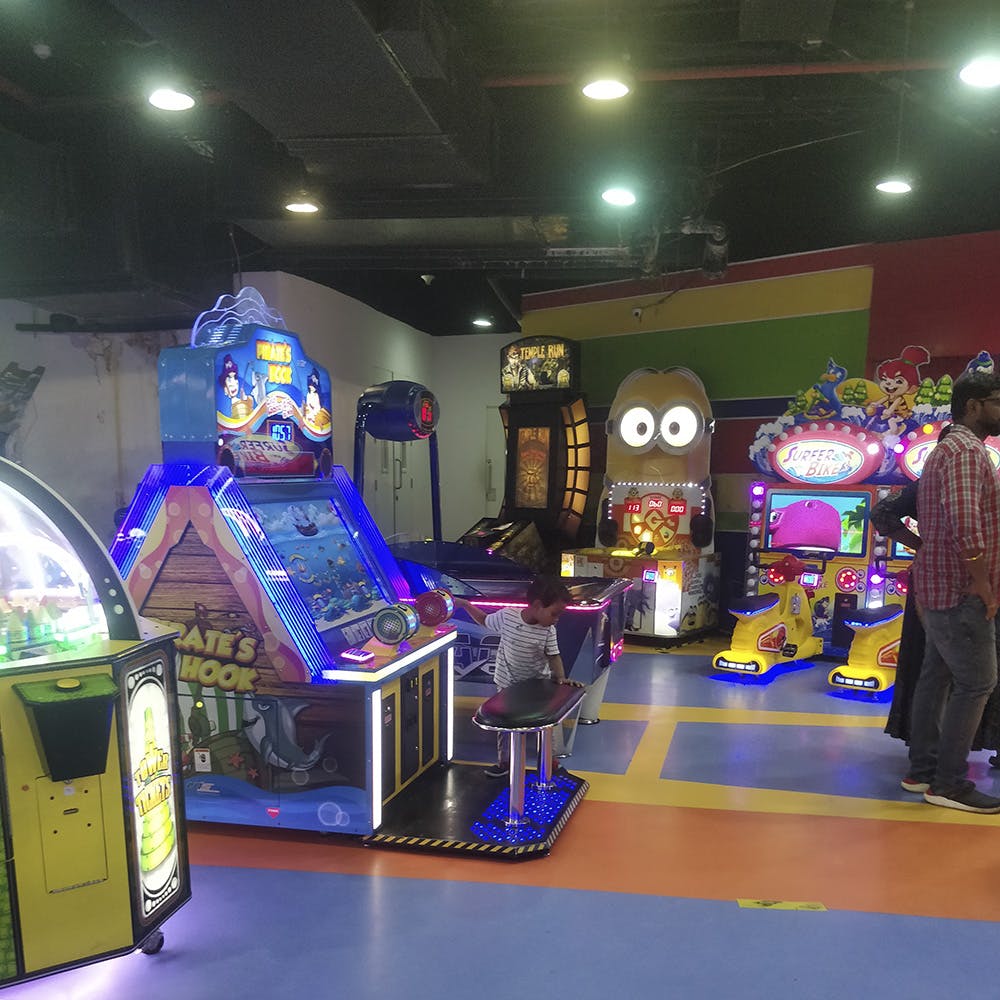 Games,Arcade game,Recreation,Technology,Fun,Machine,Electronic device,Playset