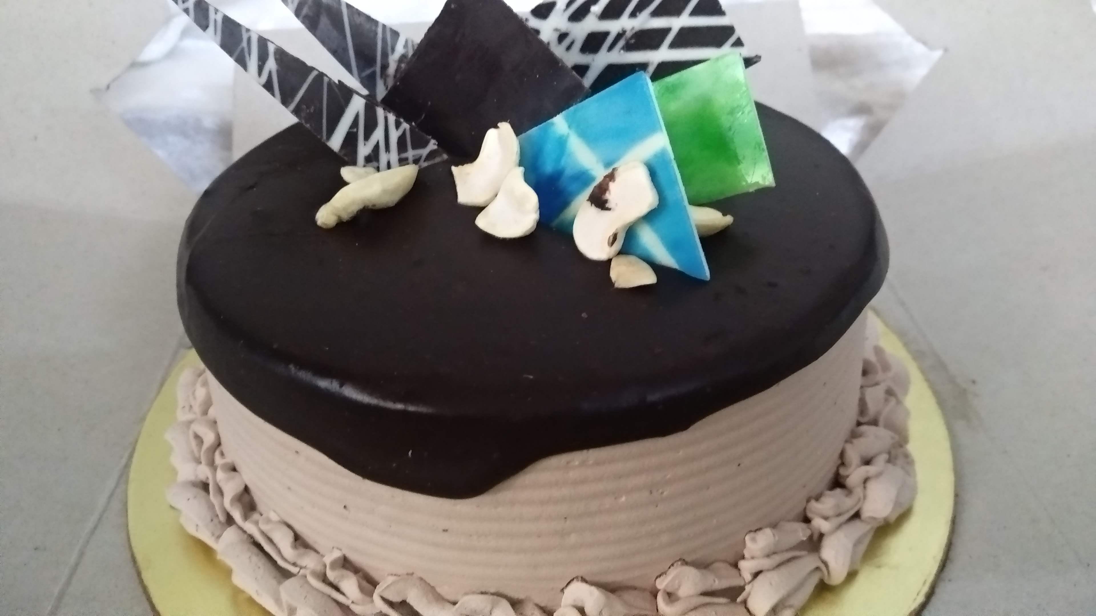 Cake,Cake decorating,Sugar paste,Fondant,Food,Buttercream,Birthday cake,Torte,Icing,Dessert