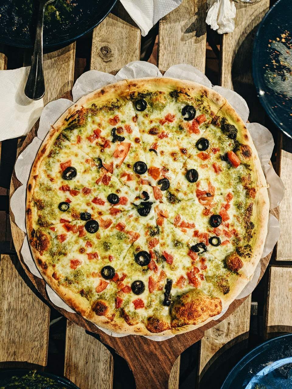 Dish,Food,Cuisine,Ingredient,Quiche,Pizza,Tarte flambée,Baked goods,Pizza cheese,Italian food