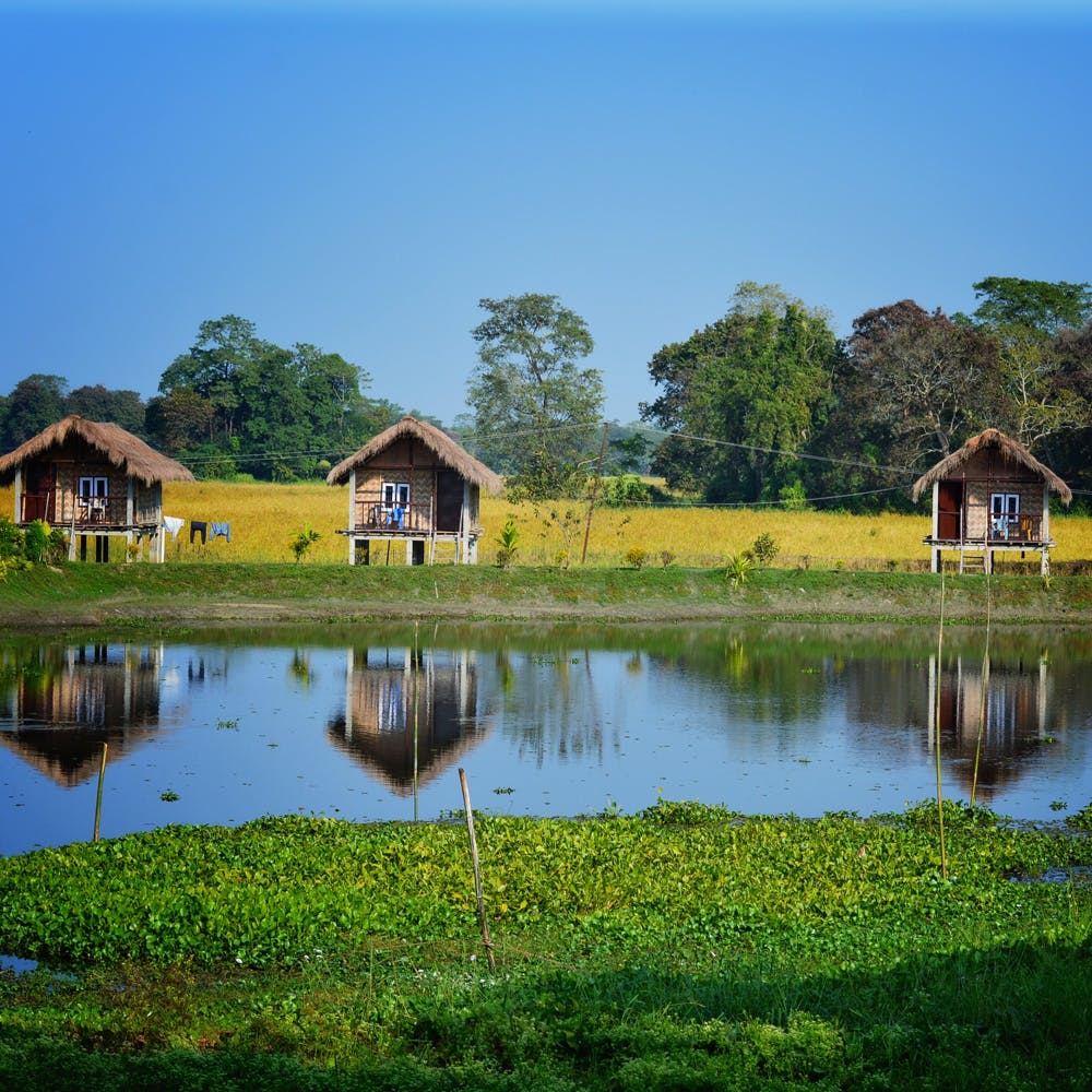 Natural landscape,Nature,Reflection,Water,Pond,Nature reserve,Rural area,House,Lake,Tree