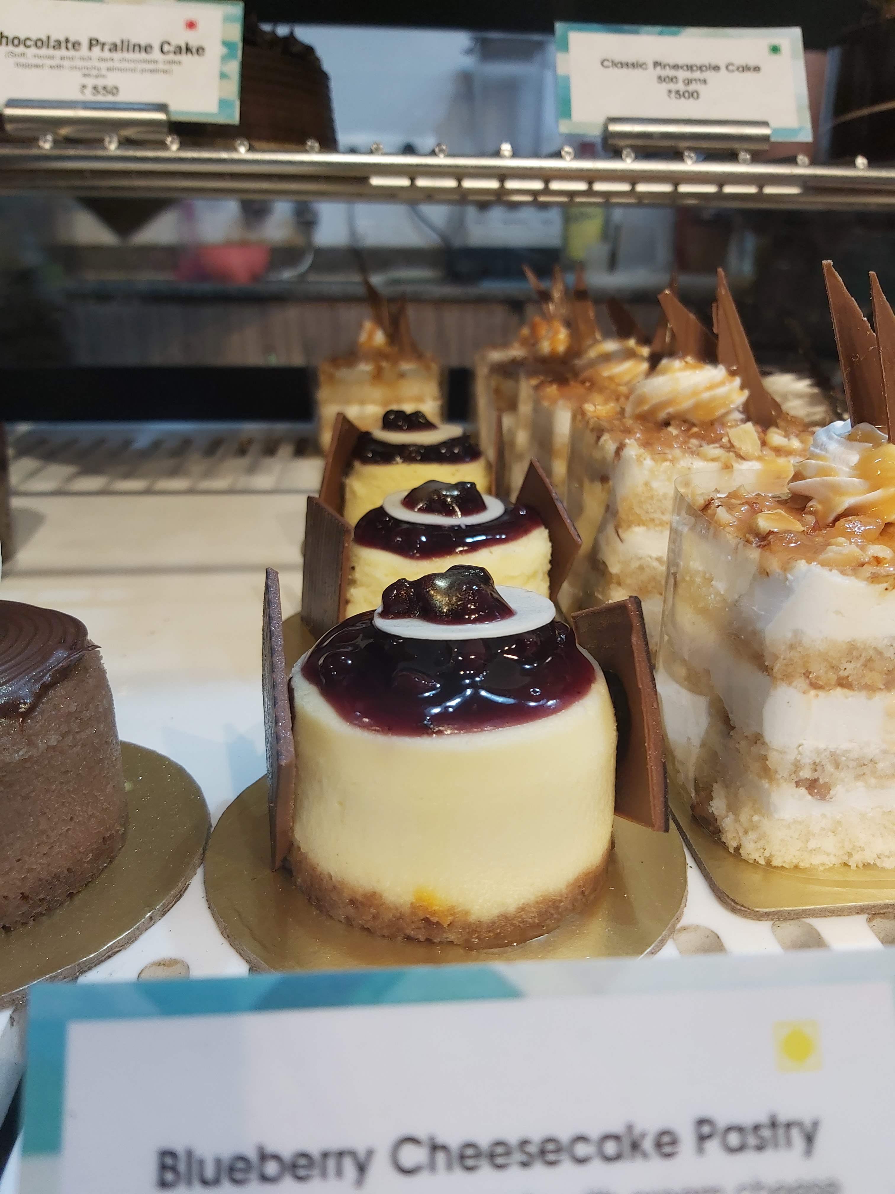 Honey & Doughs Newest Bakery in Pacific Mall Is A Good Place For A Coffee  Date - NDTV Food