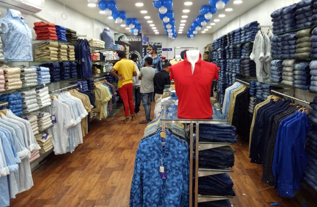 Clothing,Outlet store,Boutique,Product,Retail,Aisle,Customer,Textile,Jeans,Building
