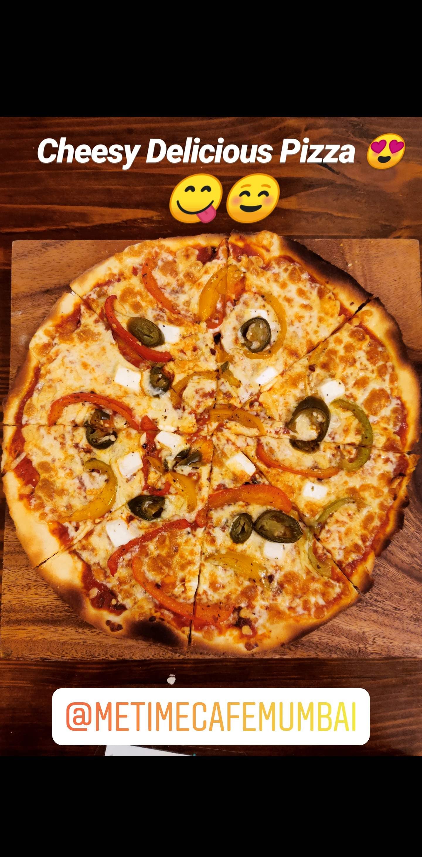 Dish,Pizza,Food,Cuisine,Pizza cheese,Ingredient,California-style pizza,Flatbread,Comfort food,Fast food