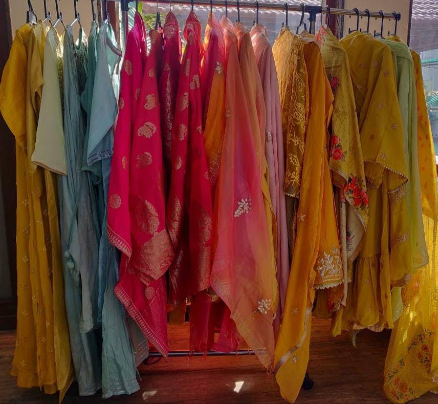 flyrobe sell clothes