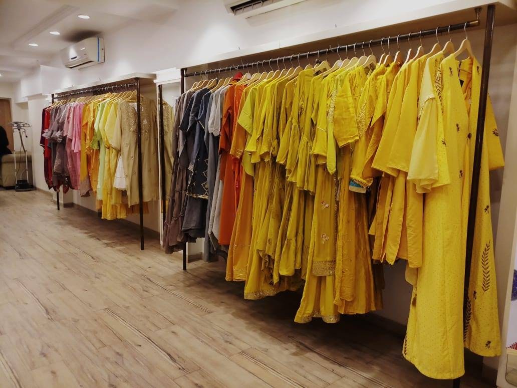 flyrobe sell clothes