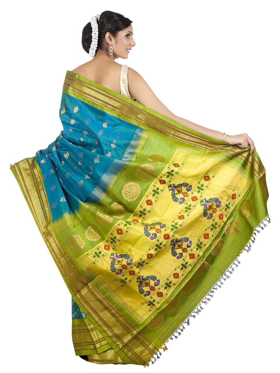 Green,Sari,Clothing,Yellow,Silk,Turquoise,Textile,Pattern,Fashion accessory,Blouse