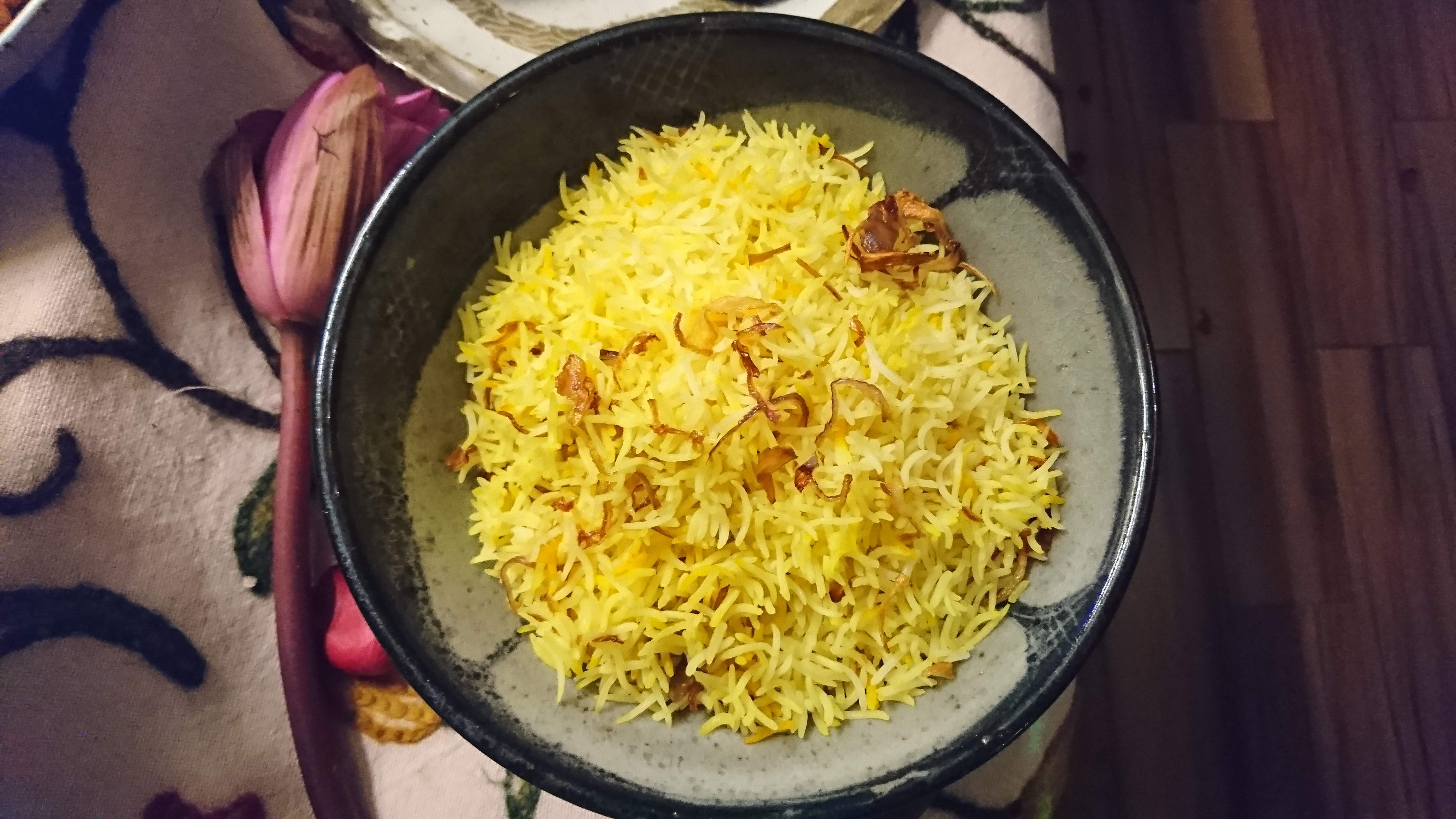 Dish,Food,Cuisine,Ingredient,Recipe,Basmati,Saffron rice,Side dish,Produce,Grated cheese