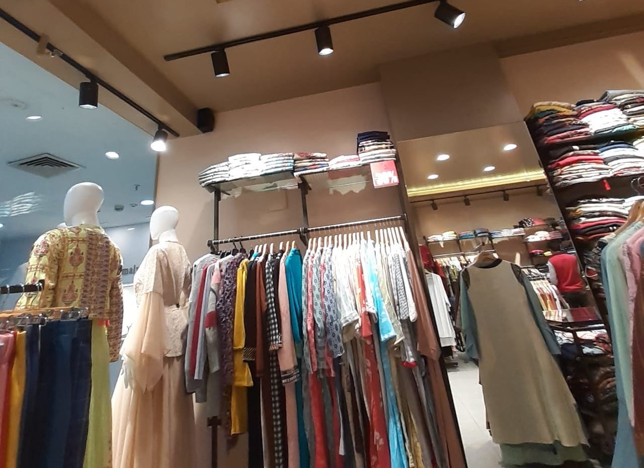 Fashion Valley - Shop Fashion, Department, and Specialty Stores in a  Beautiful Open-Air Mall – Go Guides