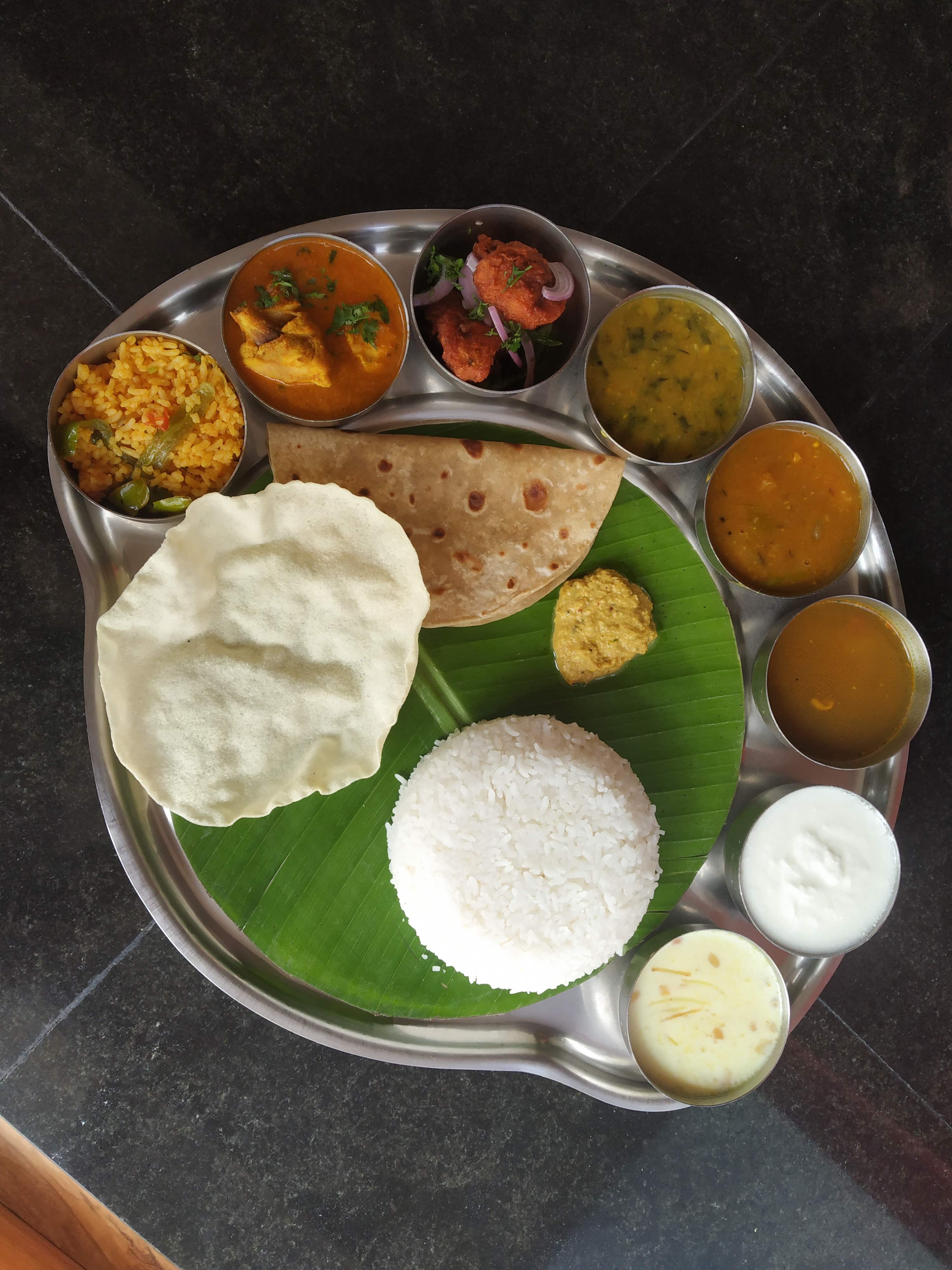 Dish,Food,Cuisine,Meal,Ingredient,Idli,Vegetarian food,Breakfast,Indian cuisine,Andhra food