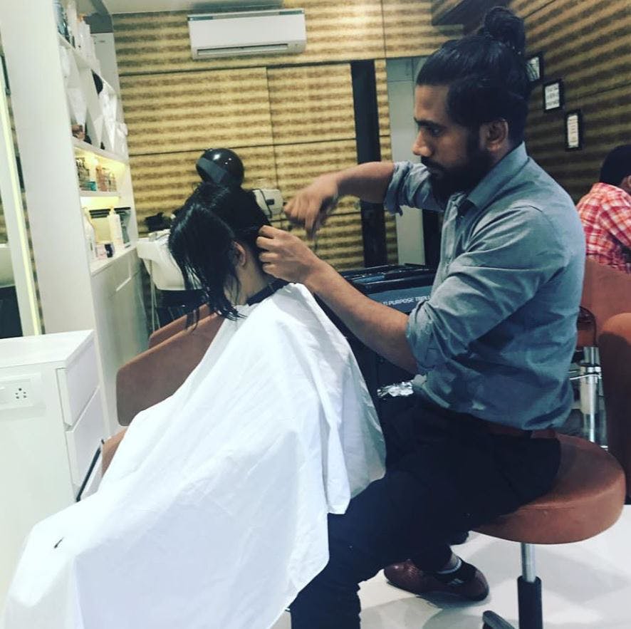 Get Haircuts & More At Nura, Gurgaon | LBB, Delhi