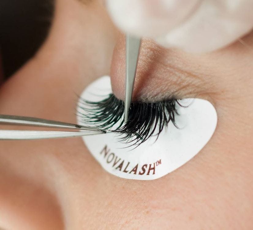 Eyelash specialist shop