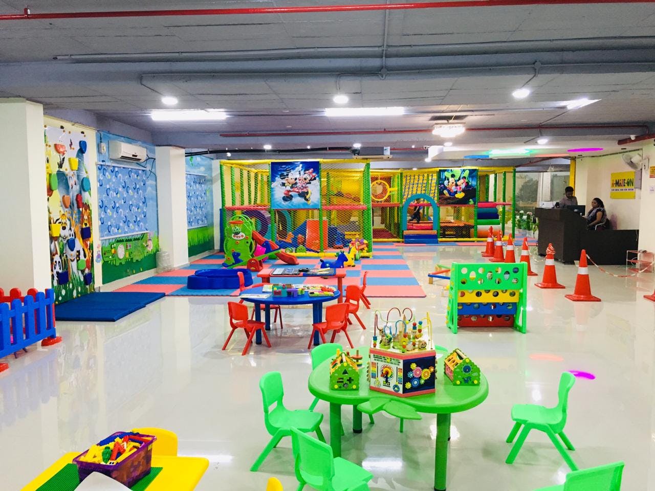 Kindergarten,Public space,Room,Interior design,Building,Play,Playground,Child,Recreation,Toy