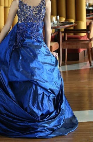 Gown,Dress,Clothing,Blue,Bridal party dress,Formal wear,Cobalt blue,Shoulder,Lady,Fashion model