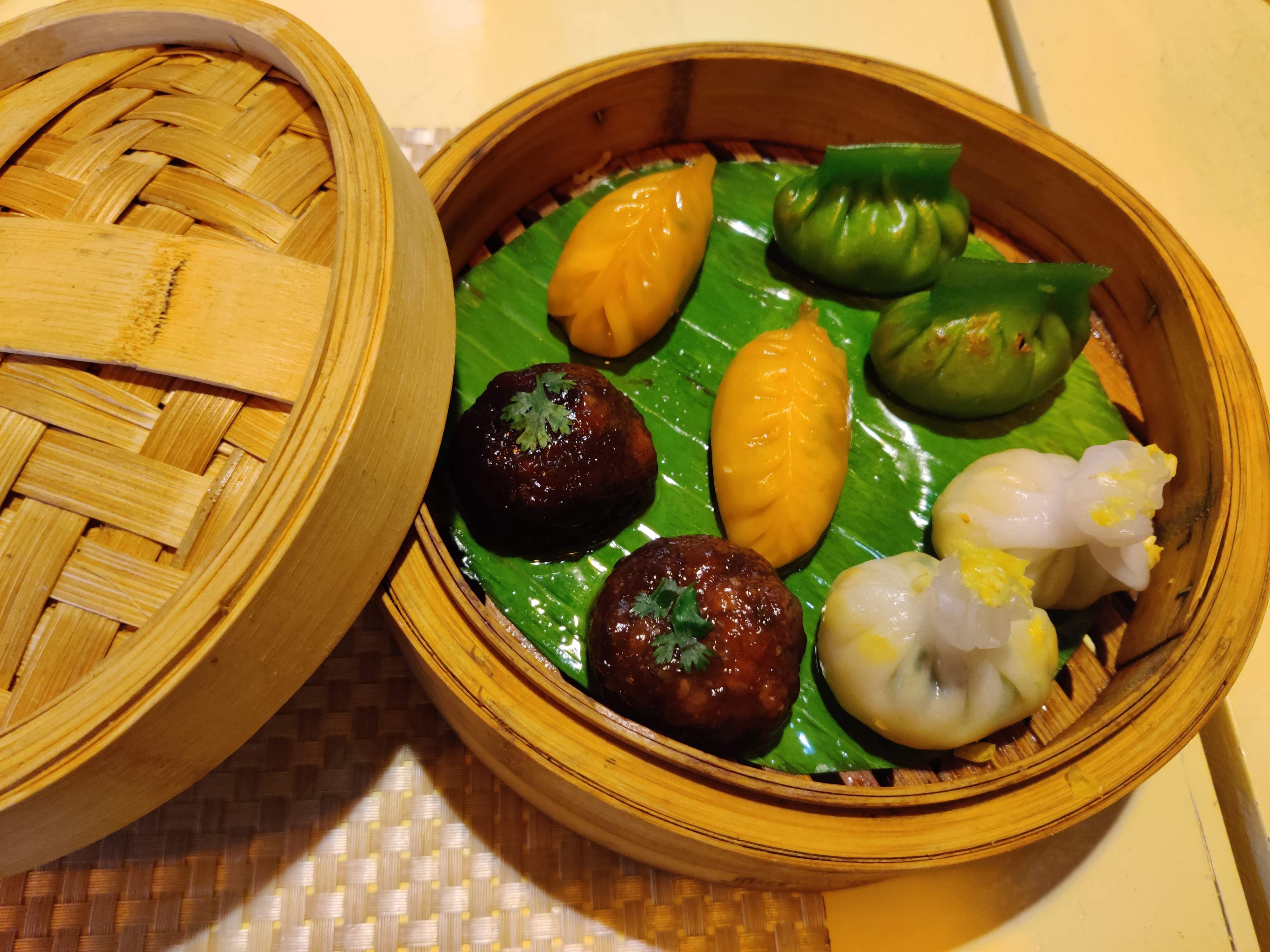 Food,Cuisine,Dim sum,Dish,Ingredient,Comfort food,Produce,Chinese food,Cantonese food,Vegetable