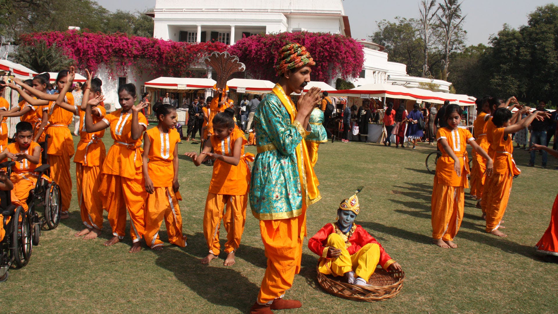 Event,Folk dance,Ritual,Festival,Carnival,Tradition,Dance