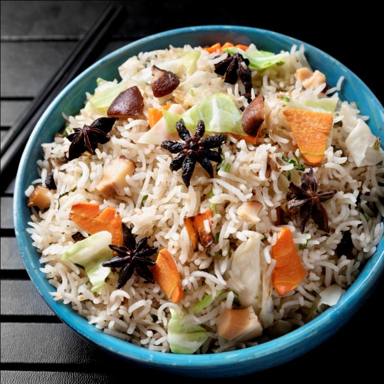 Dish,Cuisine,Food,Spiced rice,Takikomi gohan,Steamed rice,Rice,Ingredient,Recipe,Wild rice