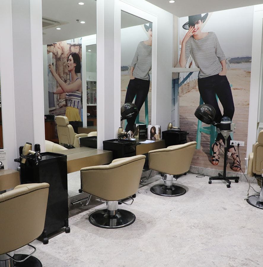 Get Beauty Treatments At Elle Salon & Spa | LBB, Delhi