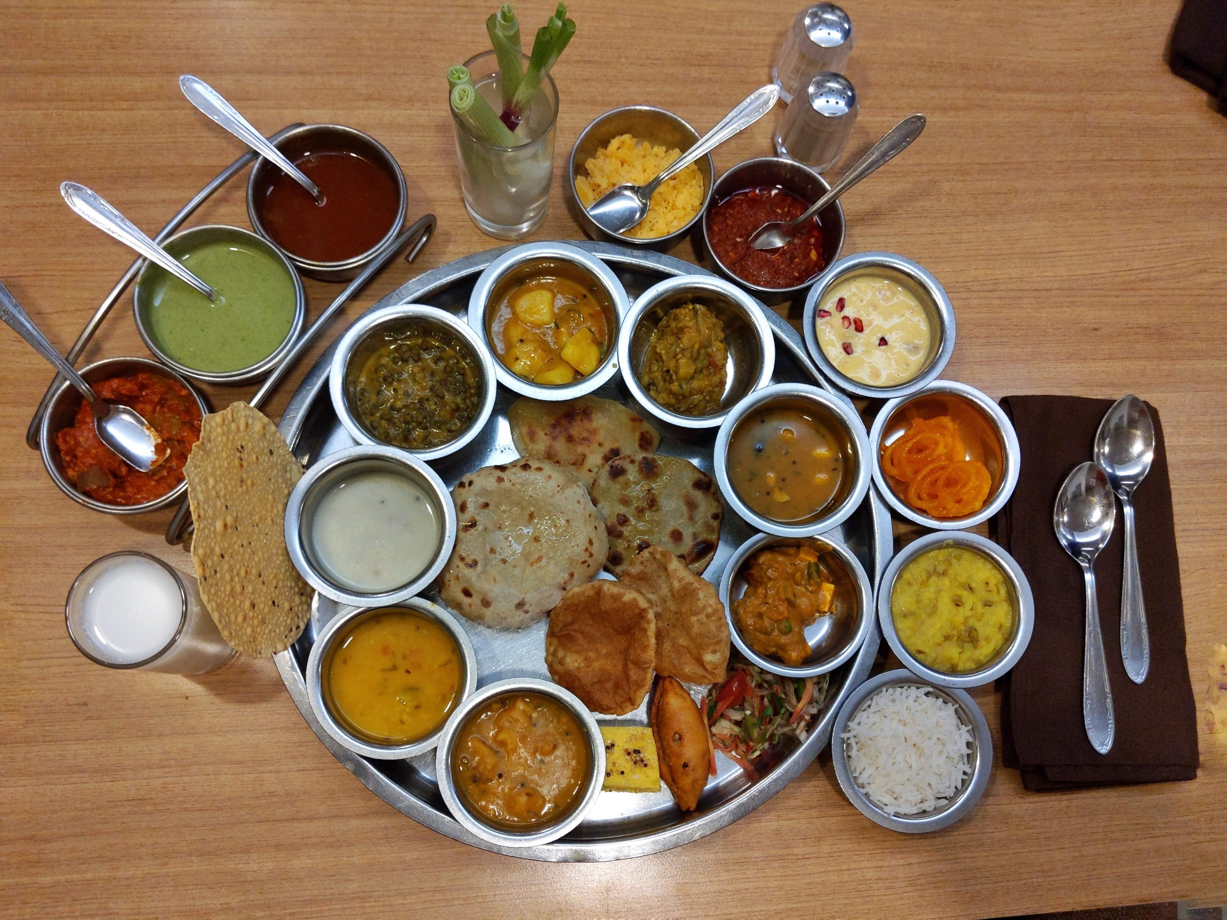 Dish,Food,Cuisine,Meal,Ingredient,Indian cuisine,Breakfast,Vegetarian food,Produce,Curry