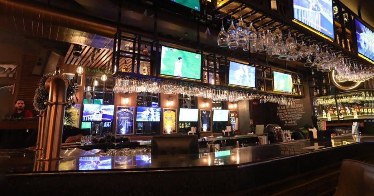 9 Best Sports Bars In Delhi 2023