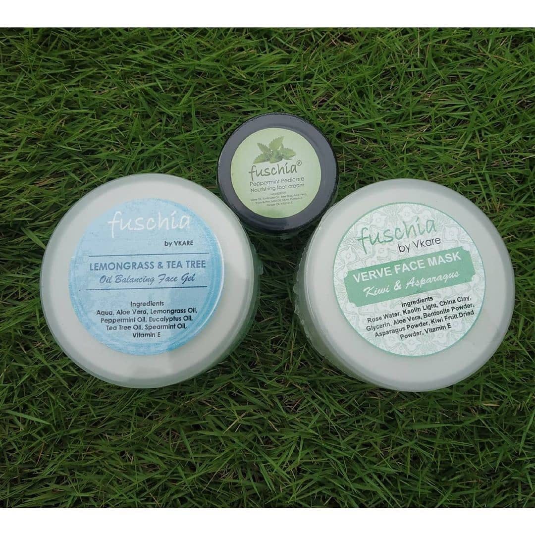 Grass,Skin care,Cream,Cream,Hand,Plant,Lotion