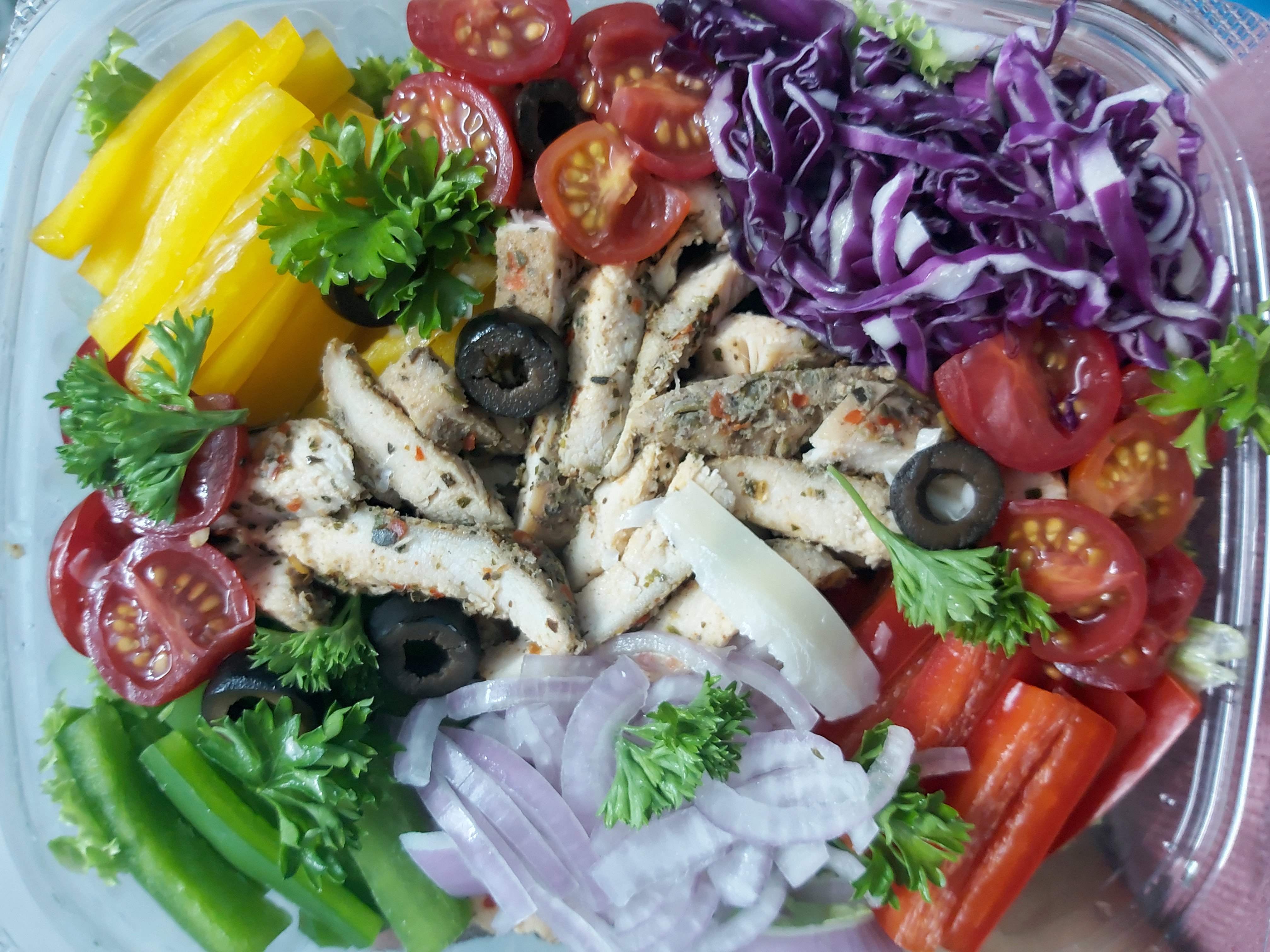 Dish,Food,Cuisine,Ingredient,Salad,Platter,Crudités,Vegetable,Vegan nutrition,Produce