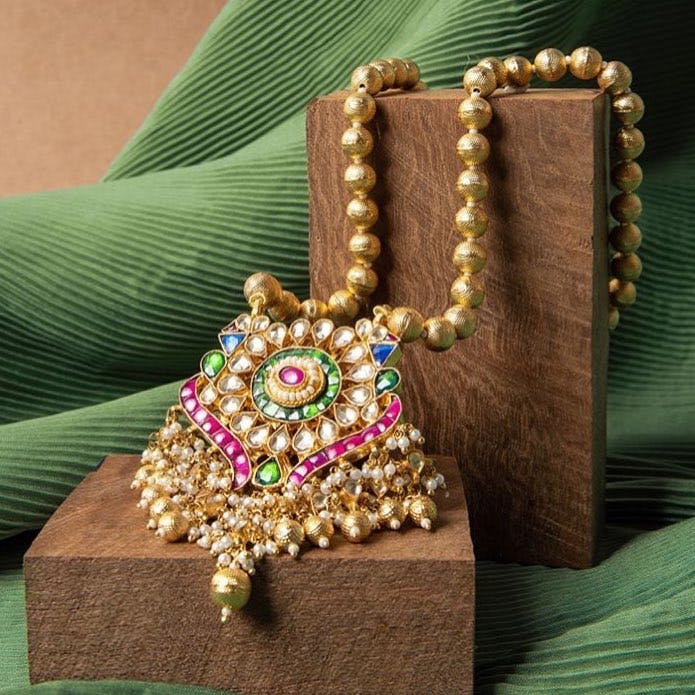 Jewellery,Fashion accessory,Pearl,Bead