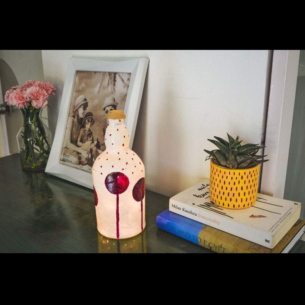 Yellow,Pineapple,Table,Plant,Still life,Interior design,Furniture,House,Bromeliaceae,Fruit