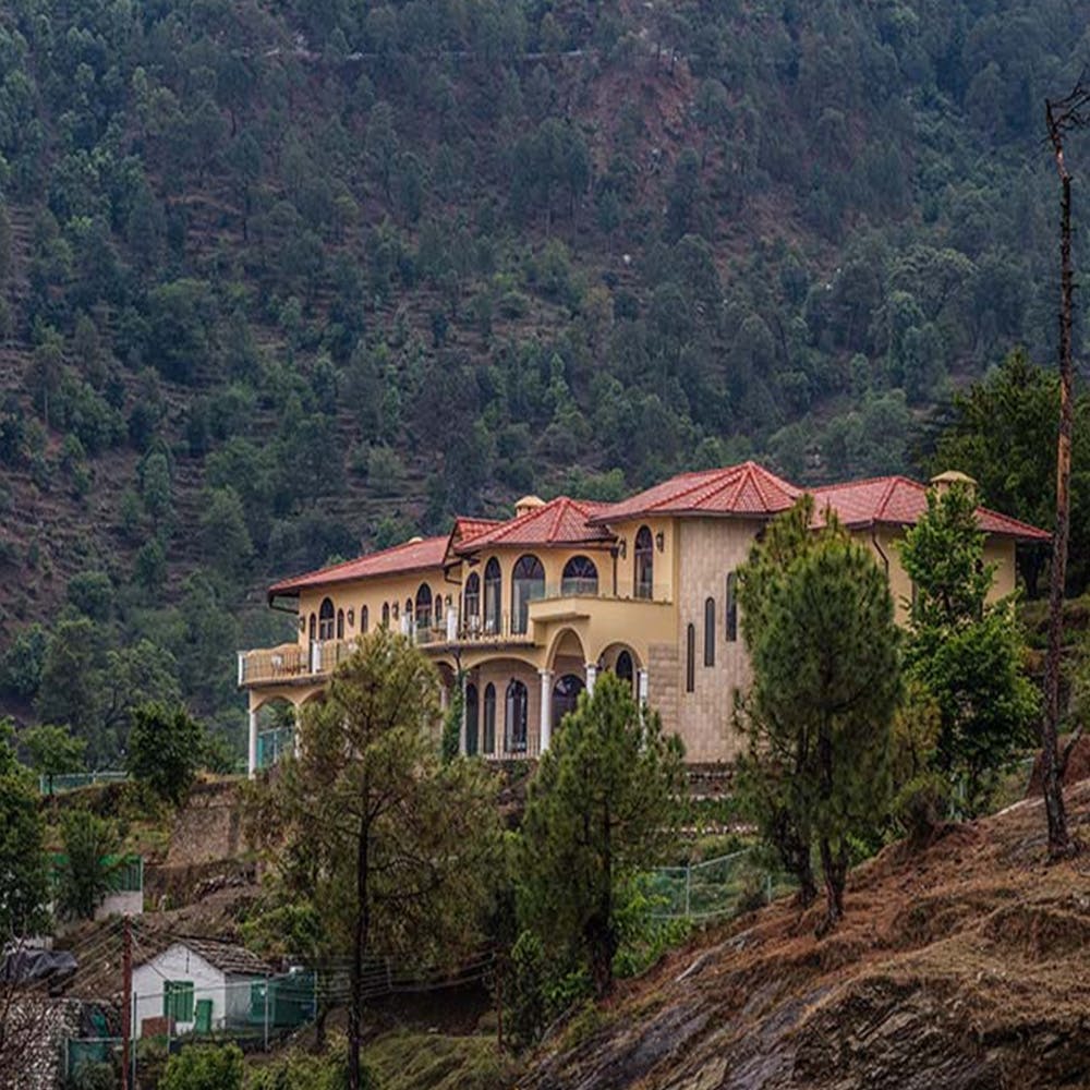 Mountain village,Hill station,Property,House,Home,Village,Mountain,Sky,Hill,Tree