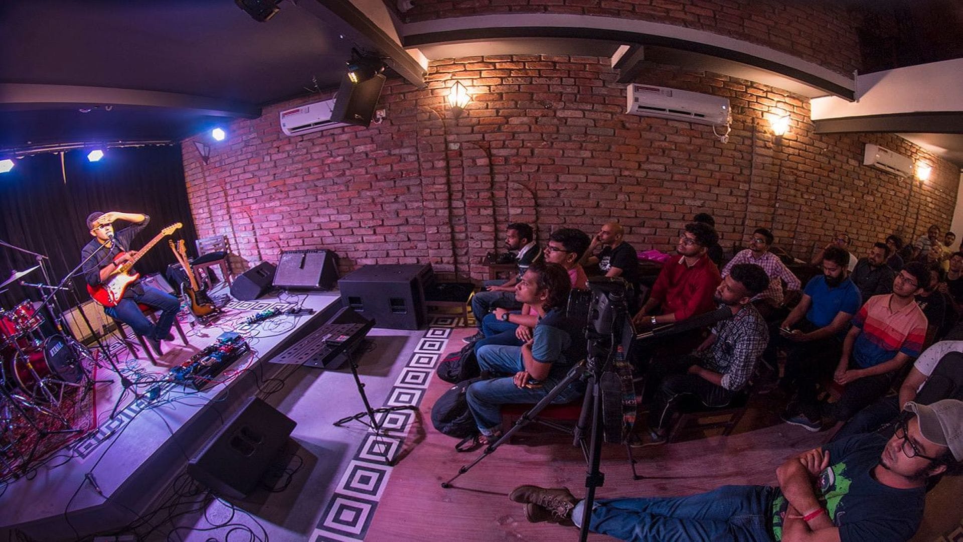 Skinny Mo's Online Concerts Maarten Visser (Saxophone) LBB, Kolkata