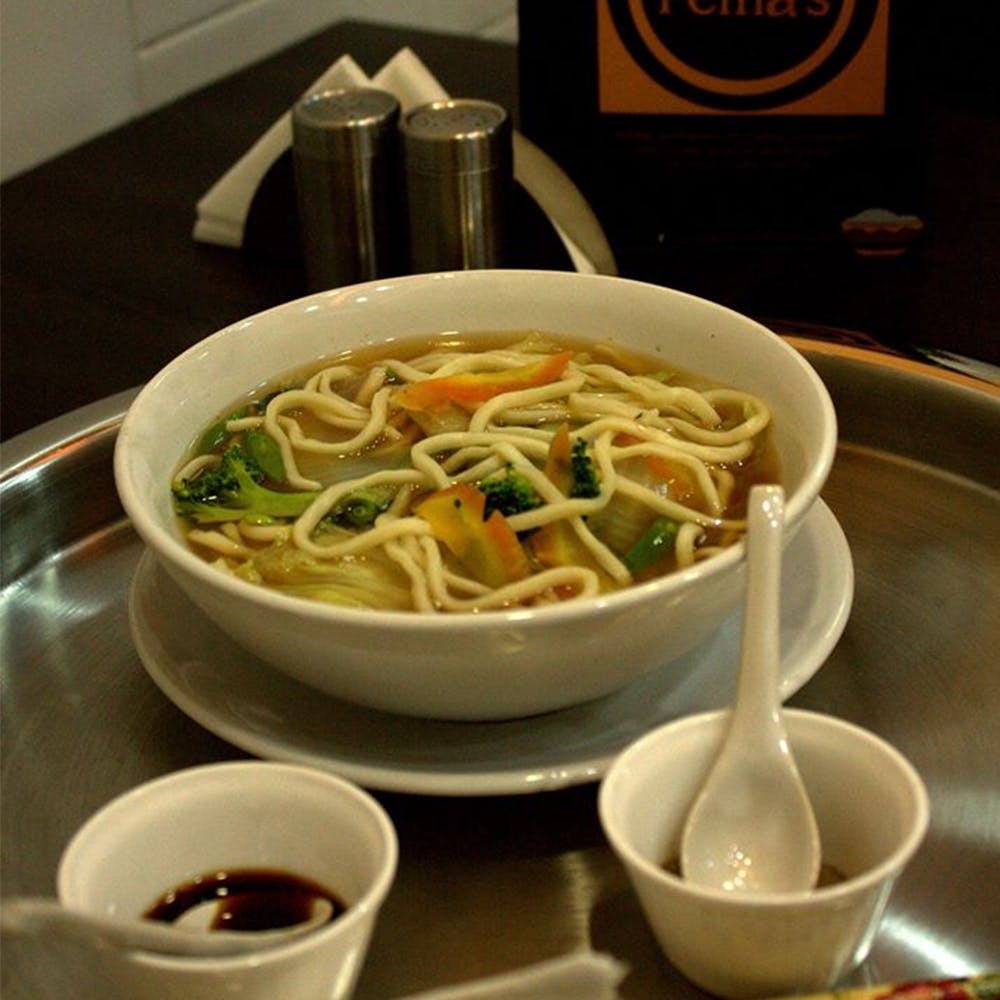 Dish,Food,Noodle,Chinese noodles,Cuisine,Spaghetti,Chow mein,Ingredient,Noodle soup,Rice noodles