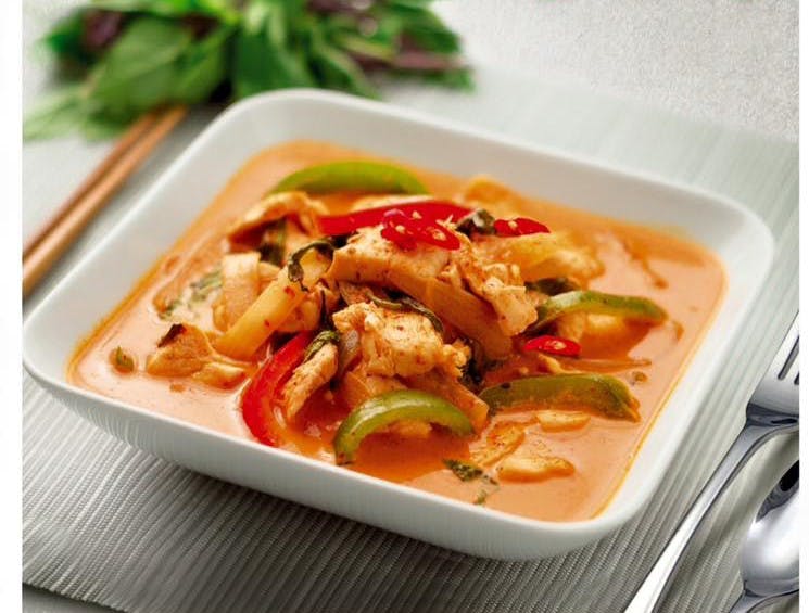 Dish,Cuisine,Food,Red curry,Ingredient,Meat,Produce,Thai curry,Curry,Recipe
