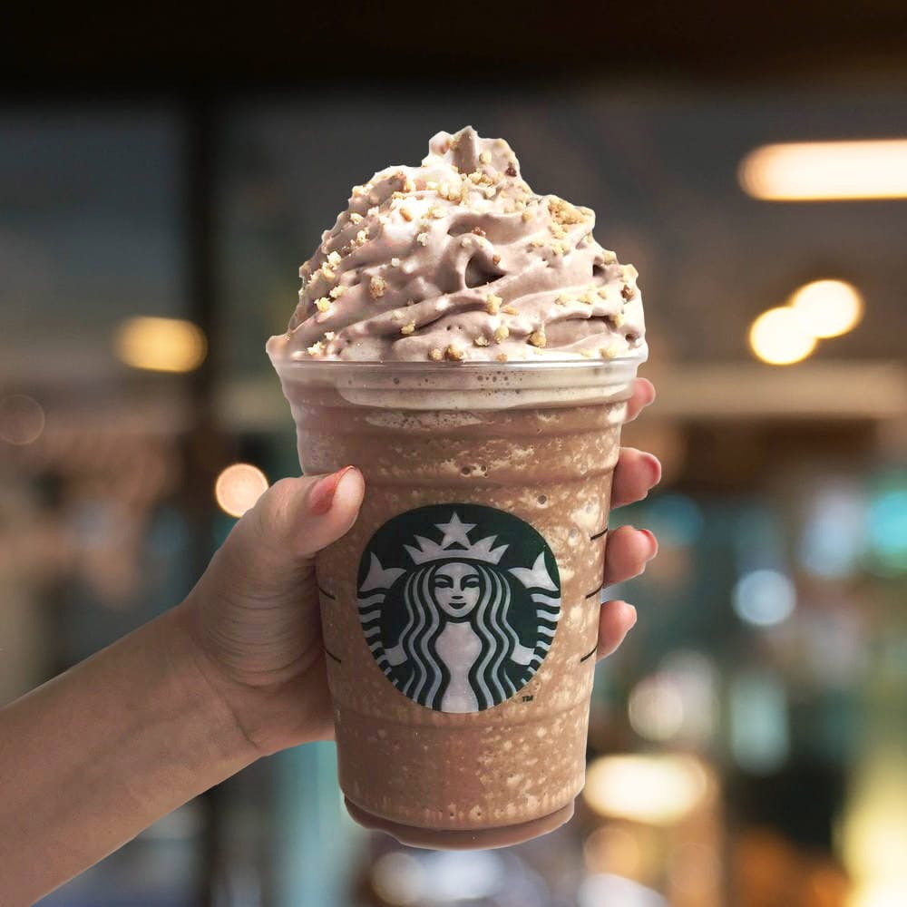 Whipped cream,Frappé coffee,Cream,Food,Drink,Mocaccino,Non-alcoholic beverage,Dessert,Milkshake,Coffee