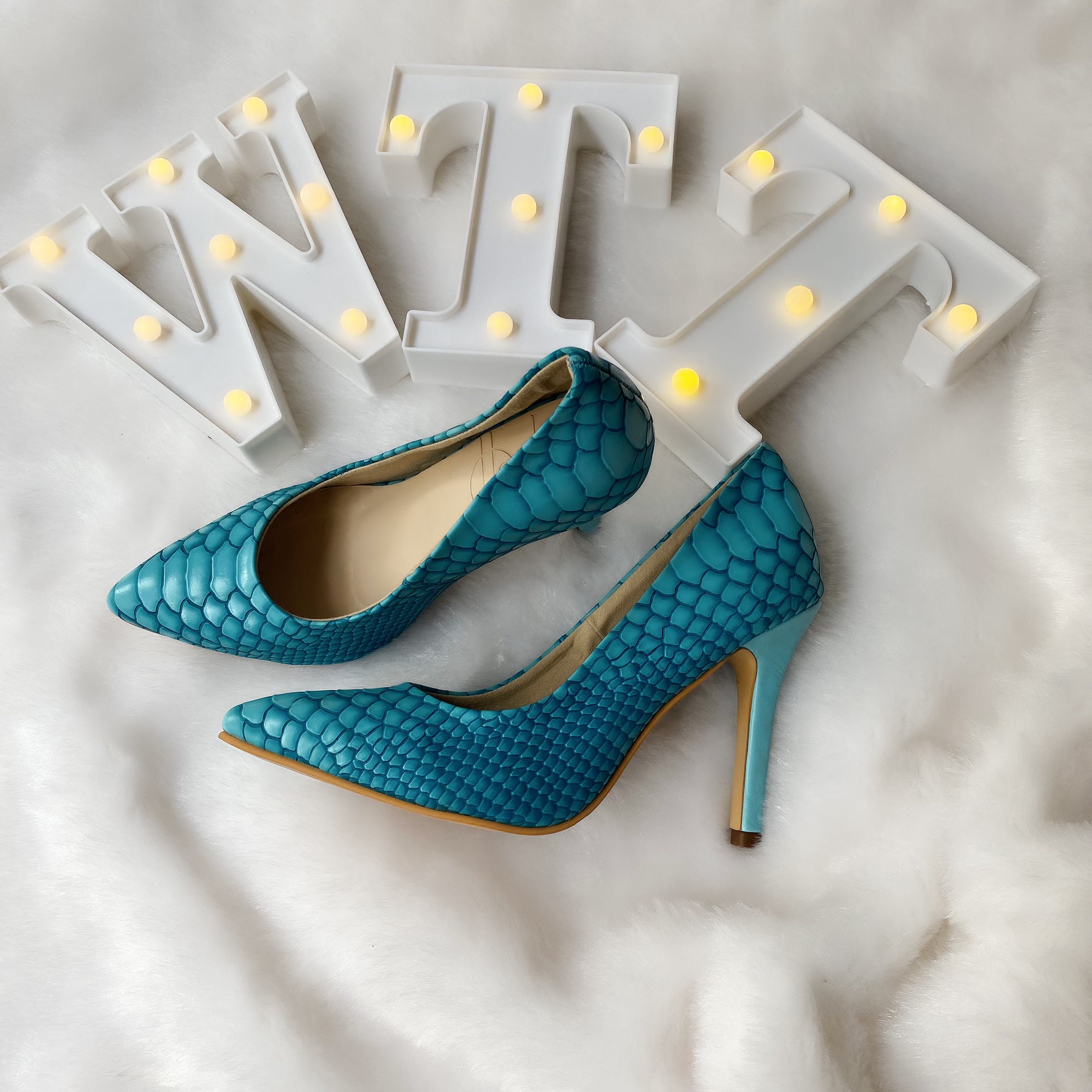 Blue,Aqua,Footwear,Turquoise,Product,Teal,Shoe,Azure,High heels,Design
