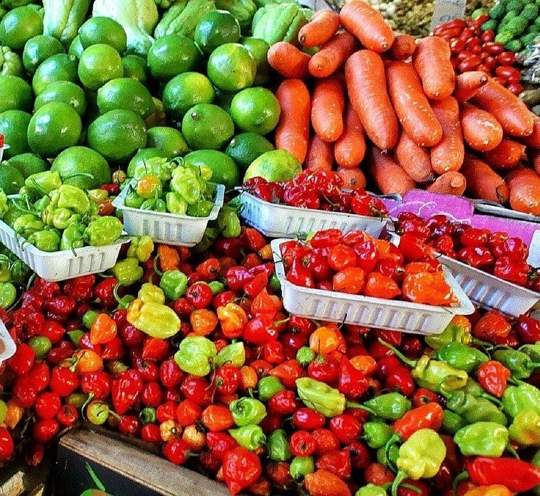 Natural foods,Local food,Whole food,Vegetable,Food,Marketplace,Fruit,Vegan nutrition,Food group,Plant