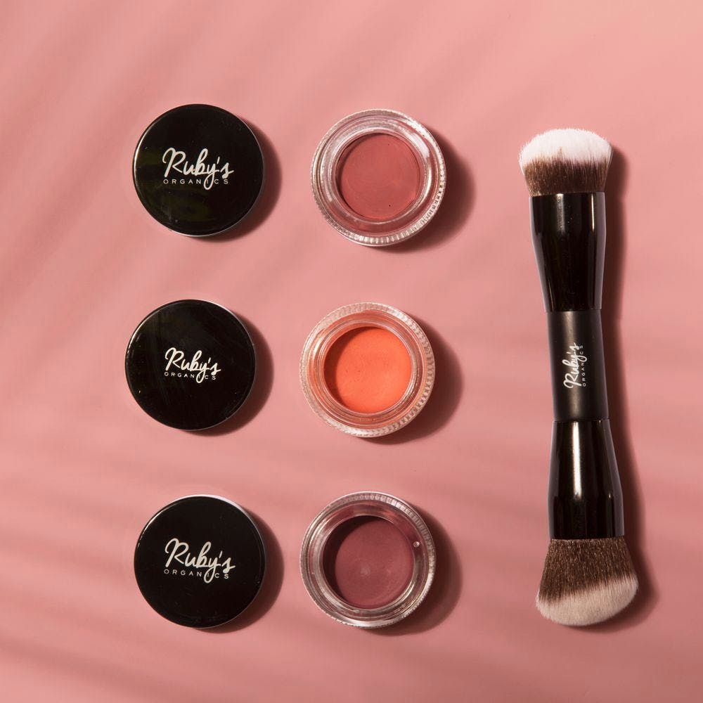 Pink,Cosmetics,Product,Beauty,Brush,Eye shadow,Eye,Eye liner,Lipstick,Material property